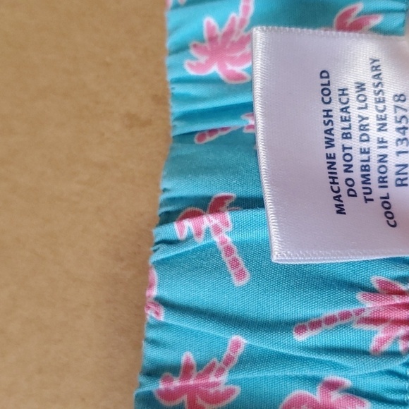 Vineyard Vines teal with pink Palm trees trunk shorts size large - Picture 4 of 7